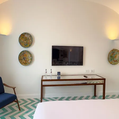 ホテル Grand Europa Palace