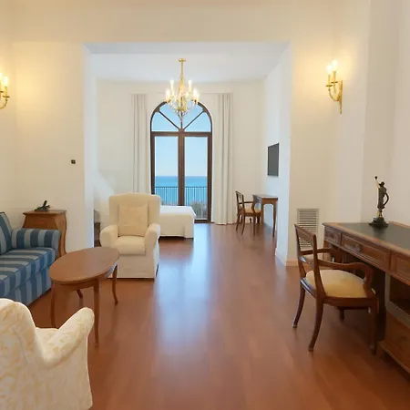 酒店 Grand Europa Palace