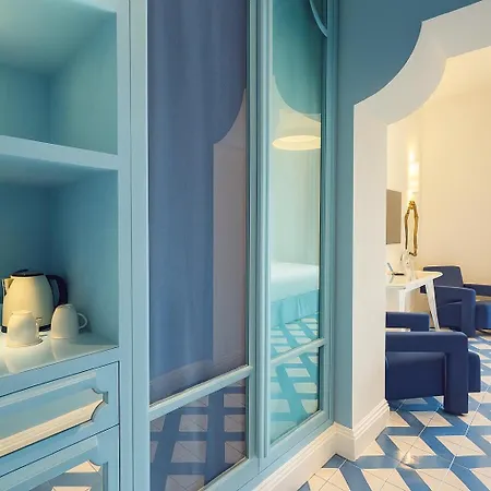 Grand Europa Palace ホテル 4*