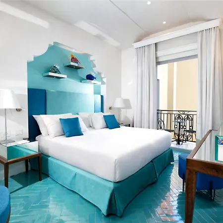 Готель Grand Europa Palace 4*