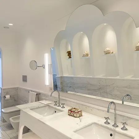 Grand Europa Palace 4*