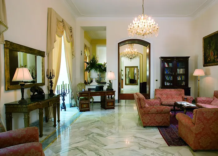 Grand Europa Palace מלון