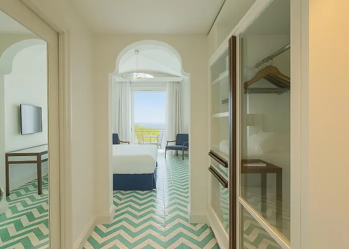 Grand Europa Palace 4*