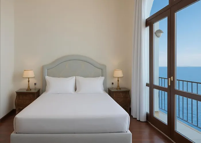 Grand Europa Palace 4* סורנטו