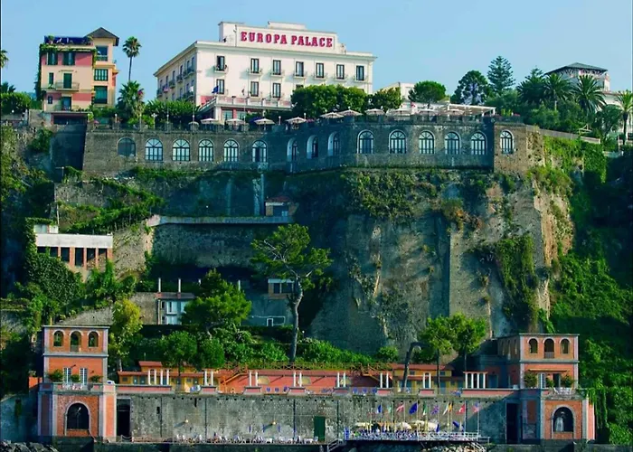 Ξενοδοχείο Grand Europa Palace 4*